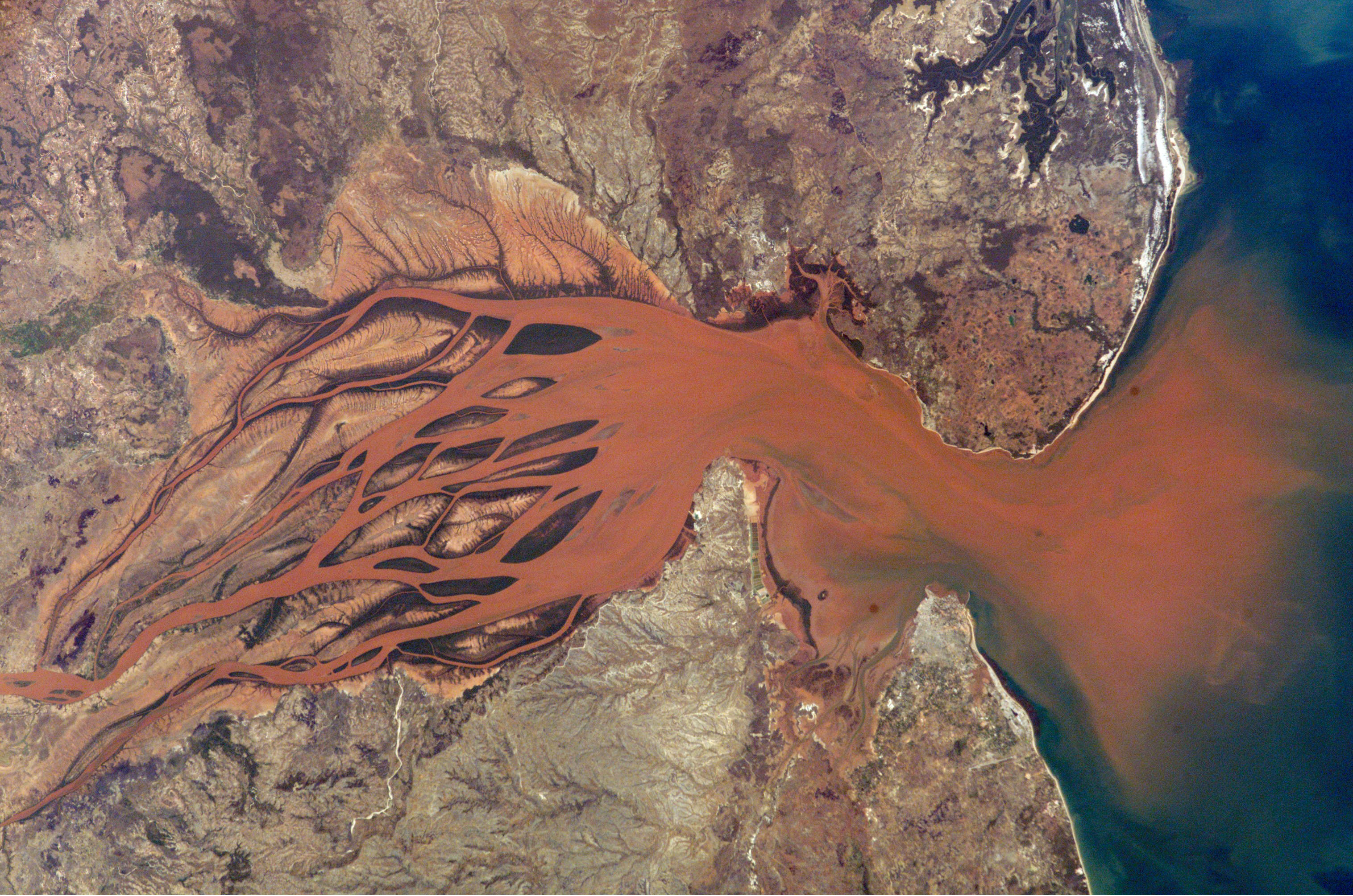 sediment-laden-drainage-betsiboka-river-madagascar